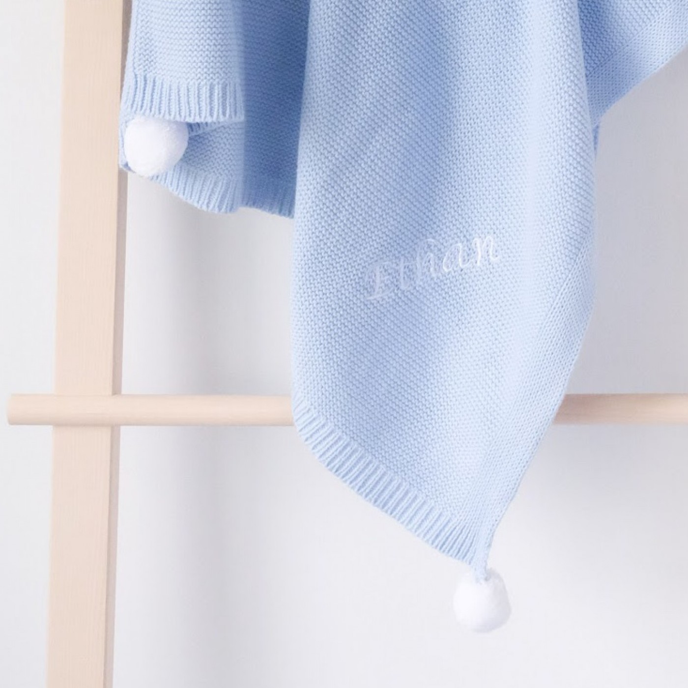 Luxurious Baby Pom Pom Blanket in Blue /& White with Personalised Bow